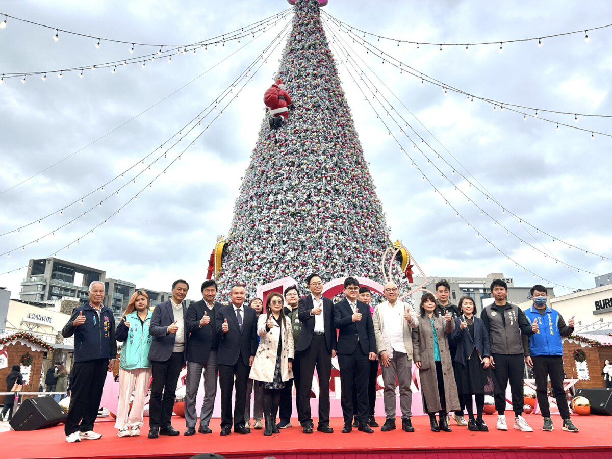環球購物中心聖誕點燈迎20週年見證青埔蛻變成為亮眼商圈