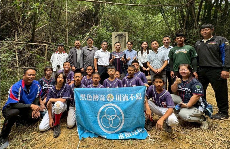漾新聞|四校再會雙峰山提前秋祭　為徐生明盃美小少棒祈福動人登場