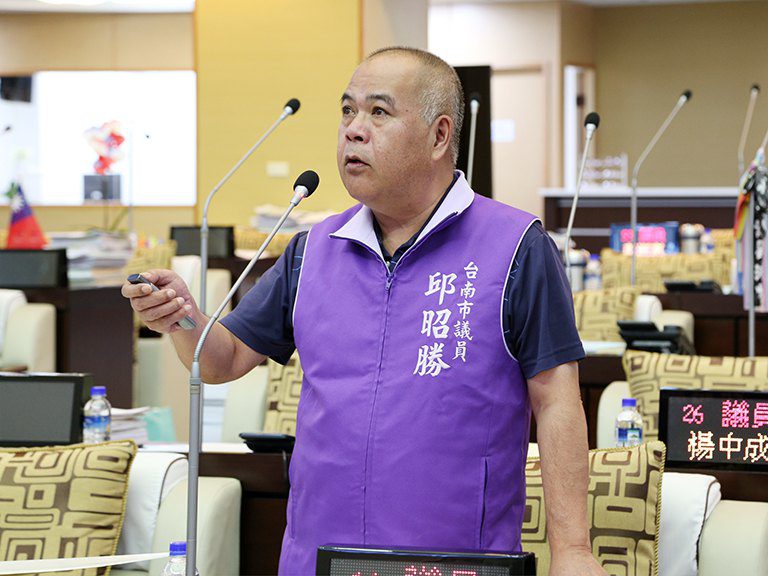 邱昭勝：和順工業區內商家地目不符不能連續開罰單　要求市府請示中央