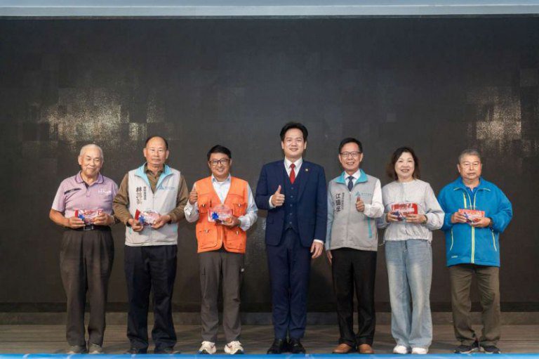 竹市表揚績優水巡隊　邱臣遠代理市長：奠定永續環境基石