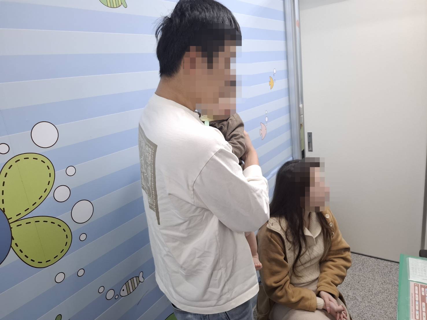 1歲童急性腸胃炎抽搐！大園警火速開道救回一命