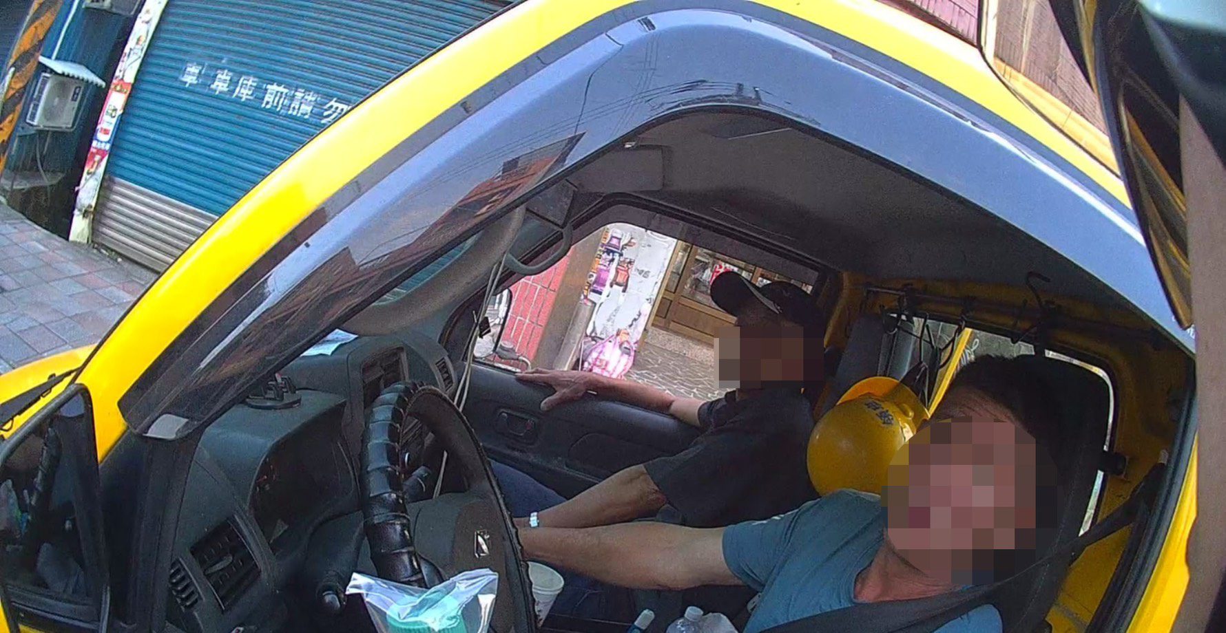 大溪小貨車行駛搖晃遭攔查 毒品唾液快篩秒揪出安毒陽性 大溪小貨車行駛搖晃遭攔查 毒品唾液快篩秒揪出安毒陽性