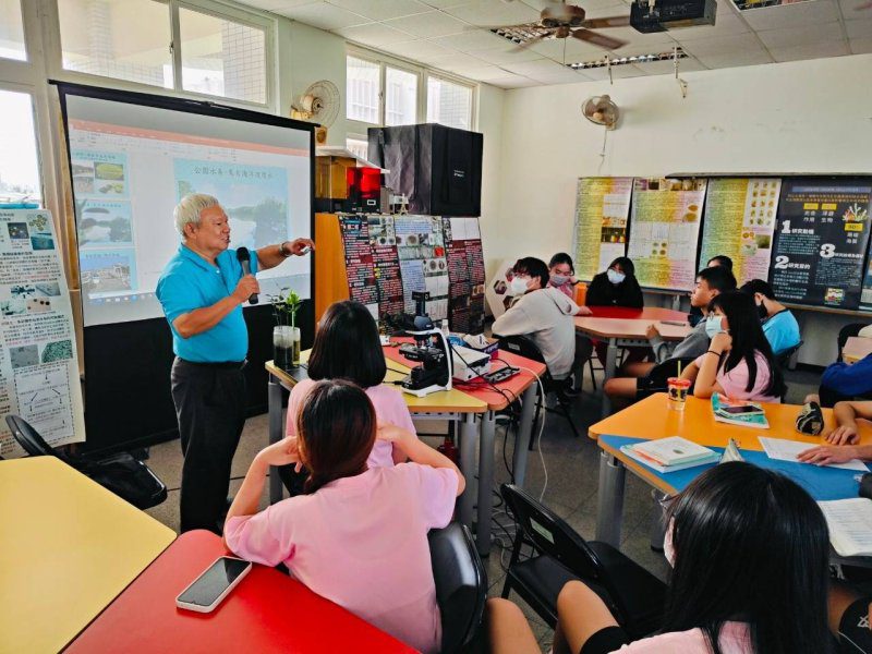 漾新聞|仙后水母驚艷全國 林園高中奪黑潮獎再證海洋教育實力 漾新聞|仙后水母驚艷全國 林園高中奪黑潮獎再證海洋教育實力