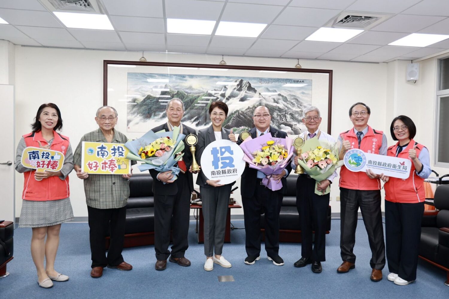終身致力偏鄉醫療 南投3醫師榮獲醫療奉獻獎 終身致力偏鄉醫療 南投3醫師榮獲醫療奉獻獎