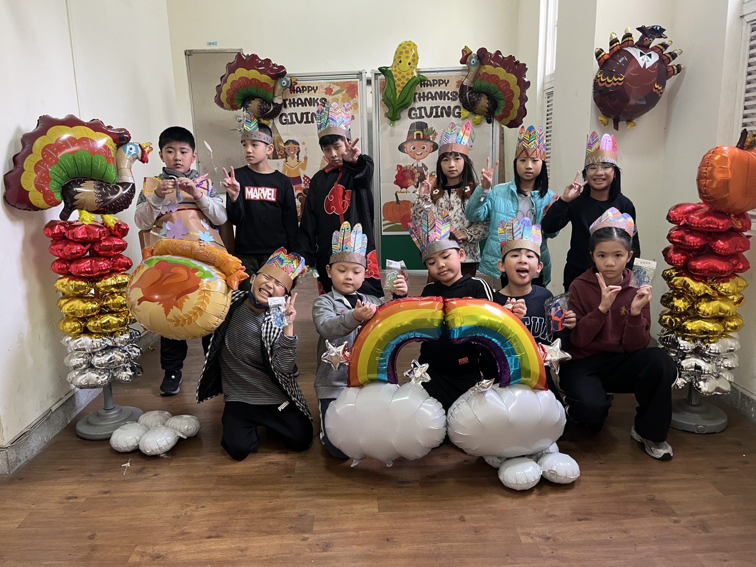 龜山自強國小感恩節打造英語闖關活動 學童用五感體驗「學會感謝」