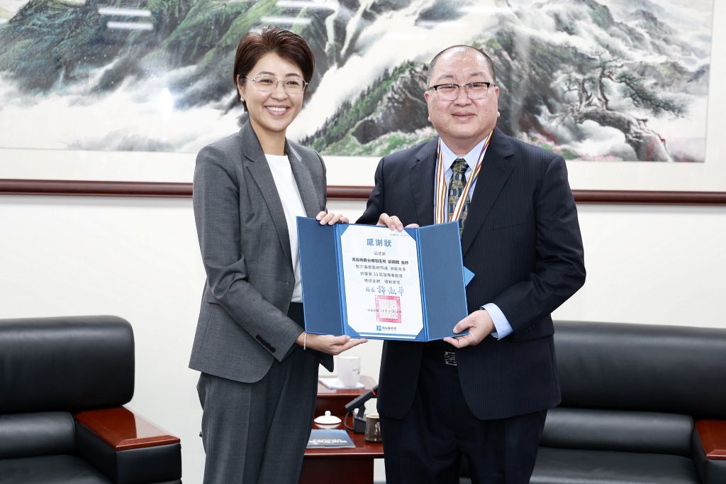 埔基賴力行等3位醫師　榮獲第35屆「醫療奉獻獎」