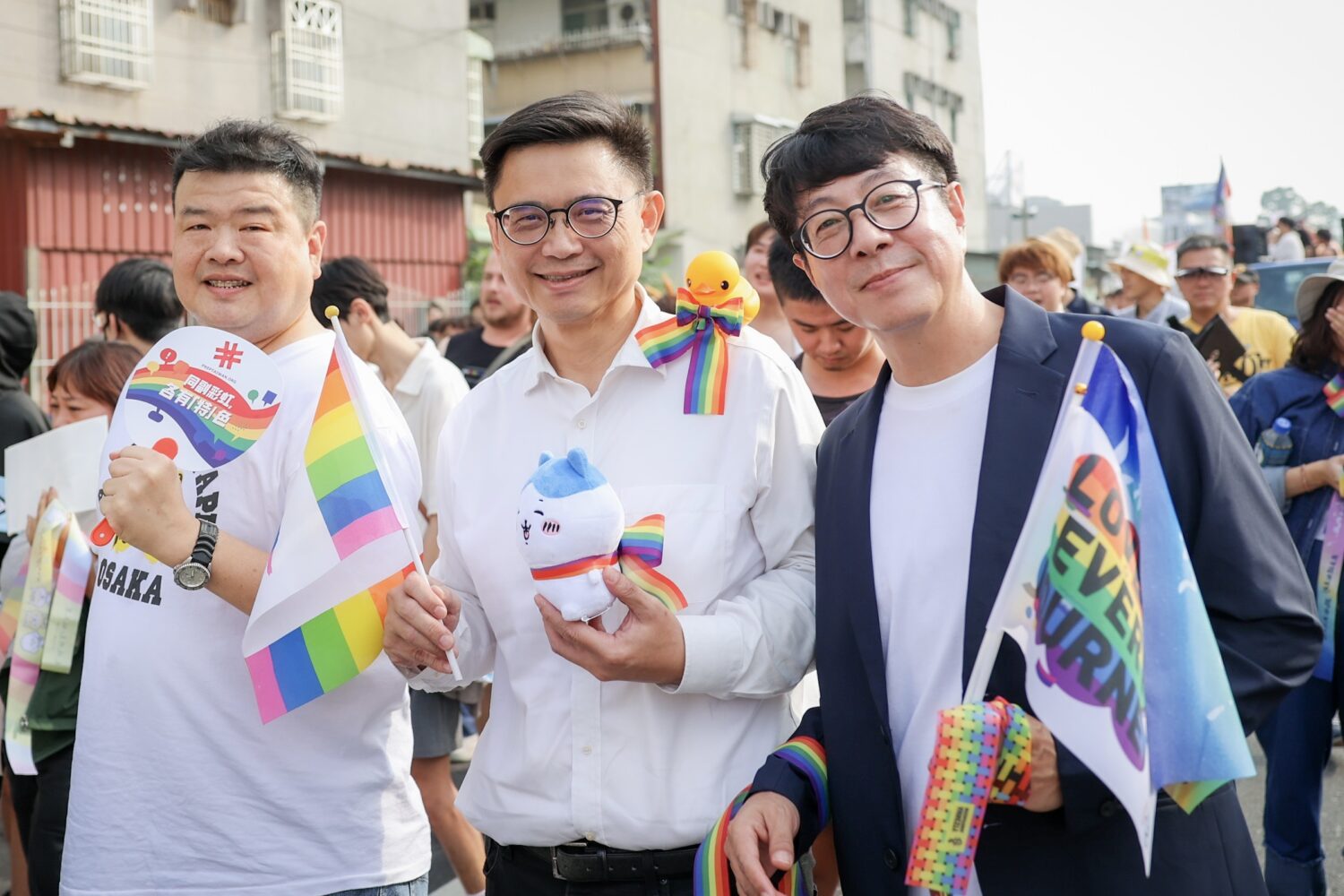 賴瑞隆出席高雄同志大遊行 讓每一種顏色都被看見