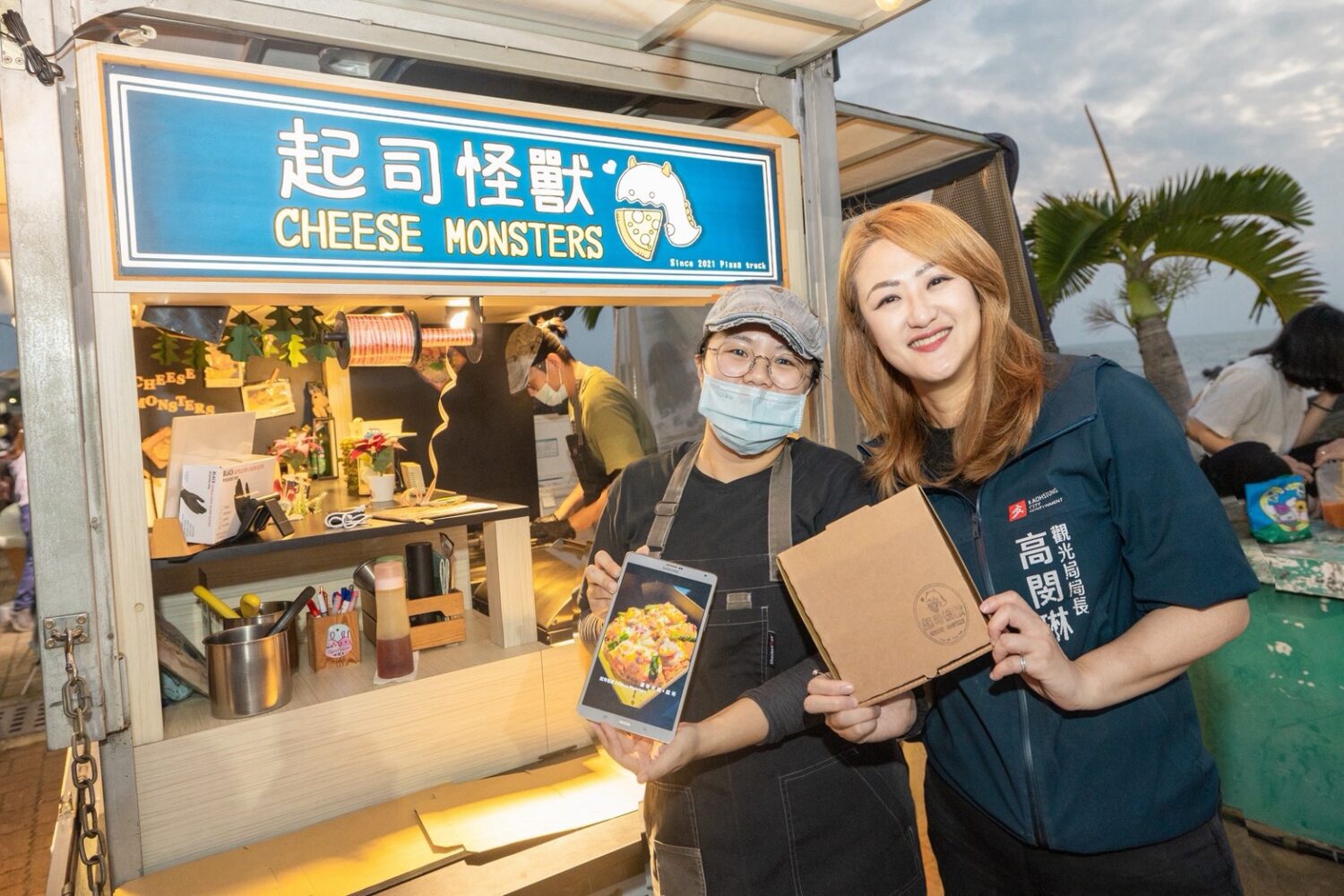 2025高雄海線潮旅行音樂市集 上萬民眾湧入梓官赤崁海濱