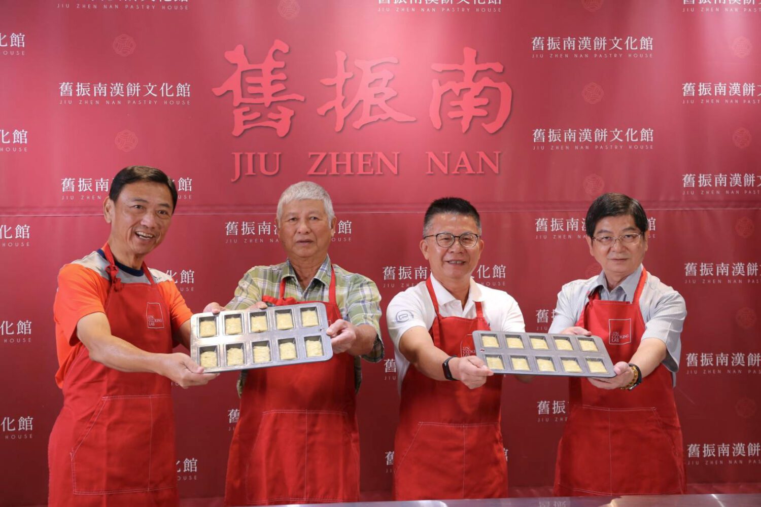 2025大寮紅豆花田季攜手舊振南餅店  推出「紅蜜紅豆費南雪」甜蜜揭開序幕