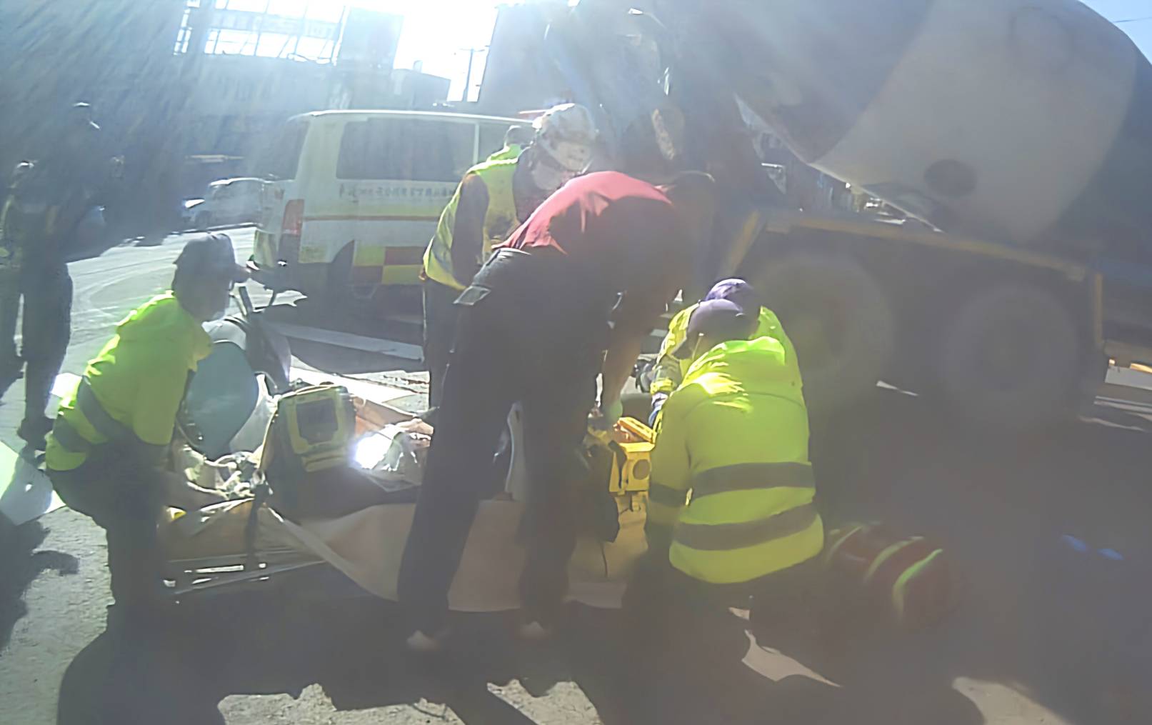 上班途中巧遇嚴重車禍 桃園消防林崇安出手急救2位OHCA騎士 上班途中巧遇嚴重車禍 桃園消防林崇安出手急救2位OHCA騎士