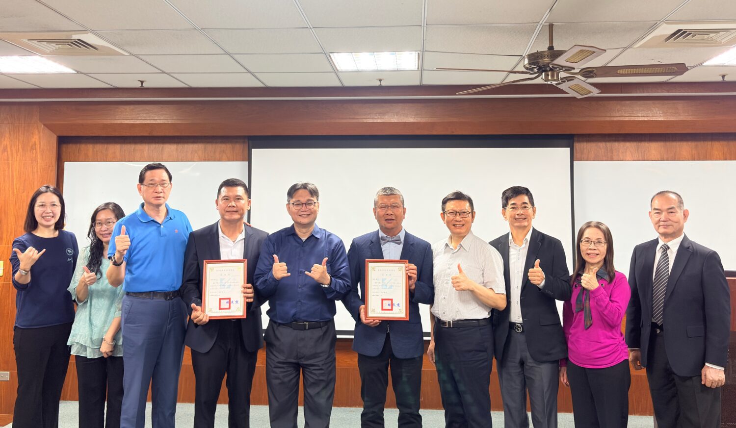 世代管理人才搖籃 義守企管系名人講座 啟發實務管理新視野 國際商管及AI加持