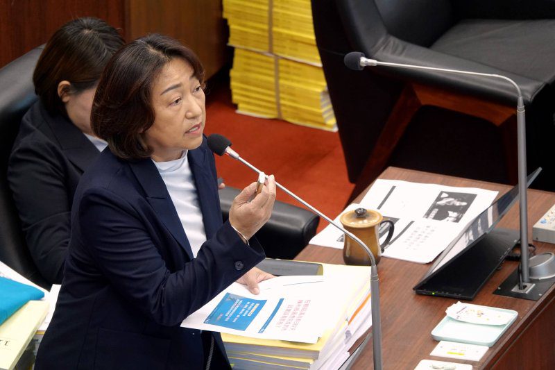漾新聞|後勁公園整建「不能只做半套」 李雅芬連提四大建設 陳其邁全面點頭 漾新聞|後勁公園整建「不能只做半套」 李雅芬連提四大建設 陳其邁全面點頭