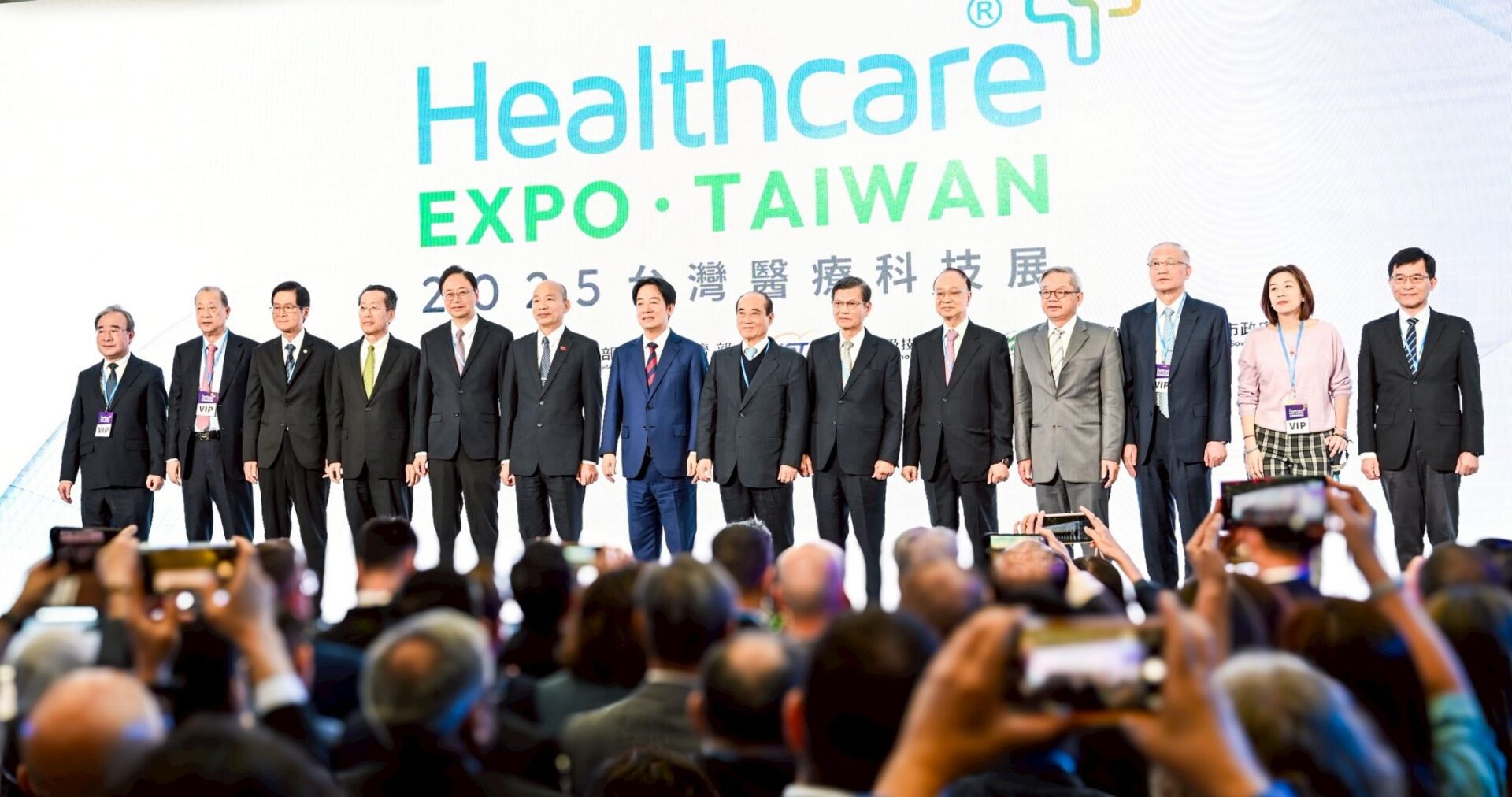 張善政參訪台灣醫療科技展 了解5大未來健康趨勢強化市民照護 張善政參訪台灣醫療科技展 了解5大未來健康趨勢強化市民照護