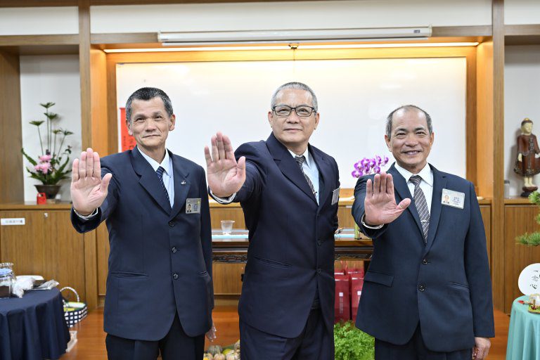 從毒癮深淵到點燈引路 更生志工二十年守在「地獄門前」 從毒癮深淵到點燈引路 更生志工二十年守在「地獄門前」