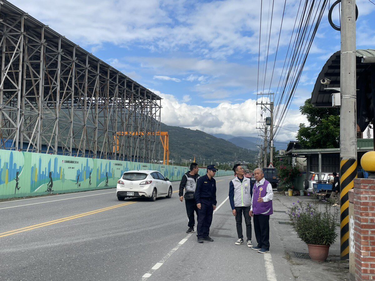 《維護地方治安增強安全網絡 議員胡仁順下鄉查驗監視器安裝成效》