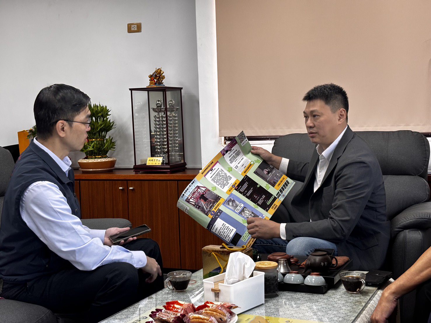 內埔警分局推動「跨域合作、異業結盟」強化反詐騙防線 內埔警分局推動「跨域合作、異業結盟」強化反詐騙防線