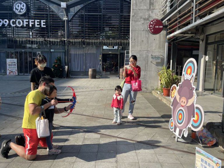 皮皮獅帶路玩新竹! 首場瘋套票活動吸引百名親子熱情參與 皮皮獅帶路玩新竹! 首場瘋套票活動吸引百名親子熱情參與