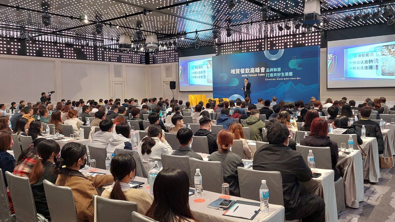 唯賀高峰會共築「品牌聯盟」永續藍圖 迎向餐飲業「共好」新時代 唯賀高峰會共築「品牌聯盟」永續藍圖 迎向餐飲業「共好」新時代