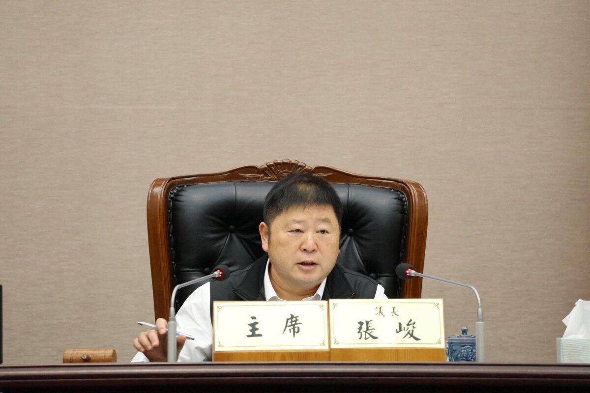 議長張峻質疑115年度總預算:花蓮基層不能再被忽視 縣府應立即重編! 議長張峻質疑115年度總預算:花蓮基層不能再被忽視 縣府應立即重編!