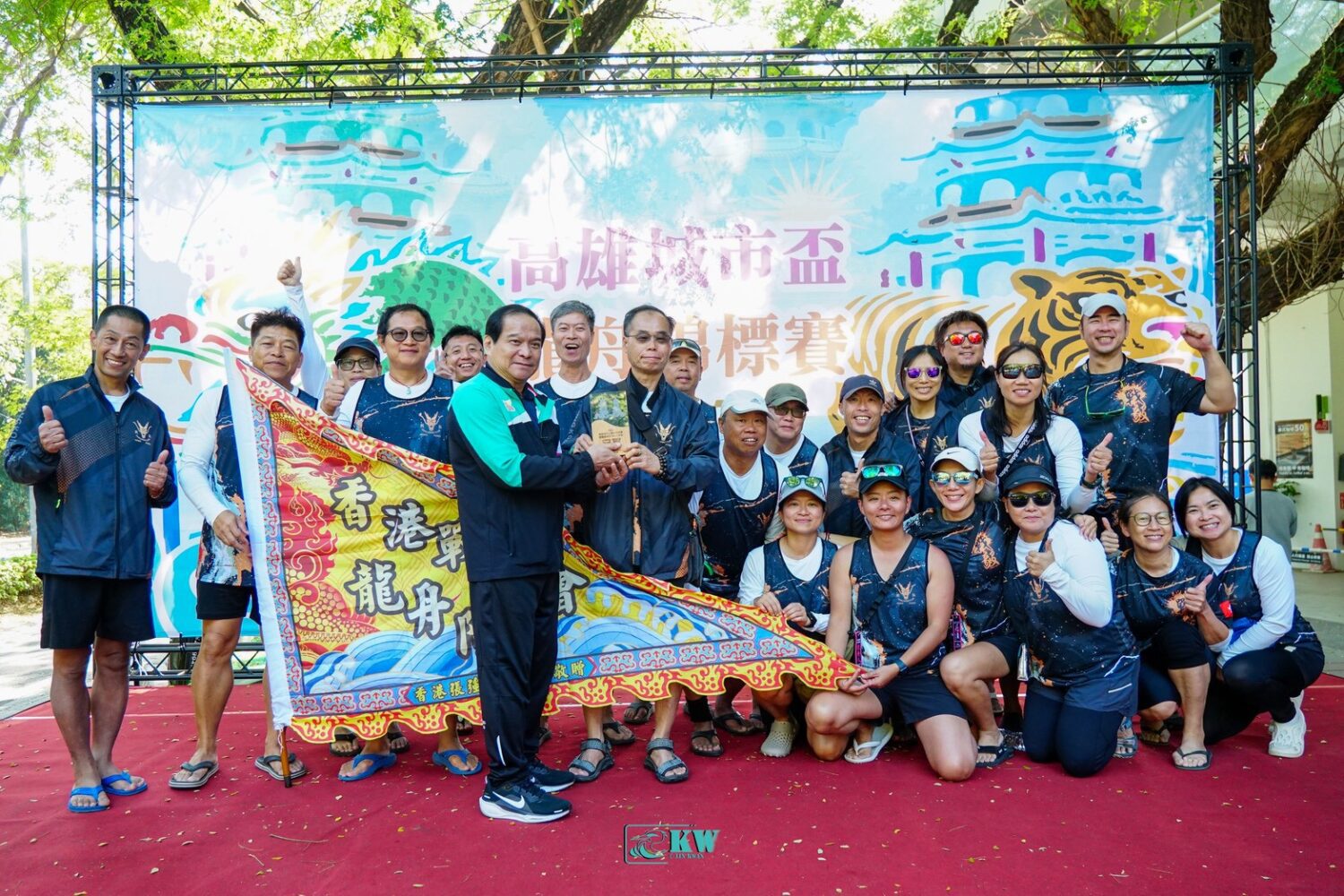 高雄運發局主辦2025城市盃龍舟賽  逾千名國內外選手齊聚蓮池潭