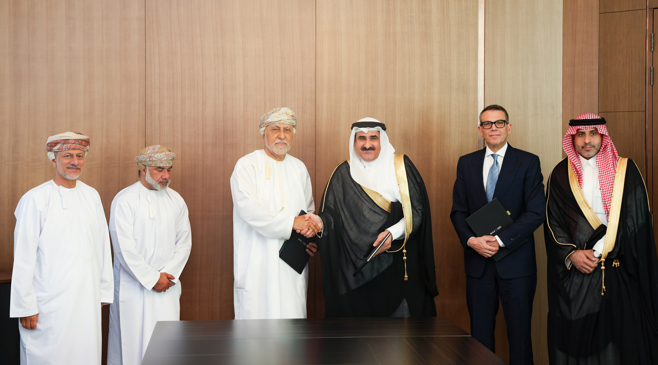 DAR GLOBAL 夥拍 ART DISTRICT REAL ESTATE DEVELOPMENT 宣佈推出馬斯喀特海洋、藝術及數碼區「MAD」 DAR GLOBAL 夥拍 ART DISTRICT REAL ESTATE DEVELOPMENT 宣佈推出馬斯喀特海洋、藝術及數碼區「MAD」