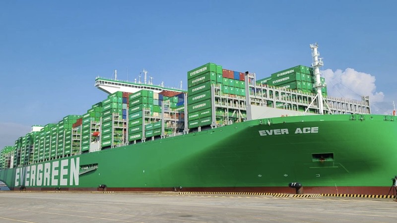 運價回跌拖累貨櫃三雄!長榮 11 月營收走弱 法人:下月有望見「趕出貨潮」支撐 運價回跌拖累貨櫃三雄!長榮 11 月營收走弱 法人:下月有望見「趕出貨潮」支撐