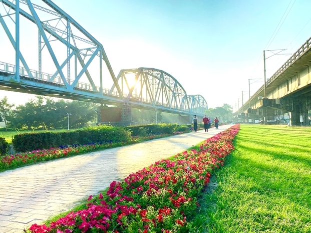 脫穎而出! 高雄水利局打造大樹舊鐵橋濕地 奪國家永續發展獎 脫穎而出! 高雄水利局打造大樹舊鐵橋濕地 奪國家永續發展獎