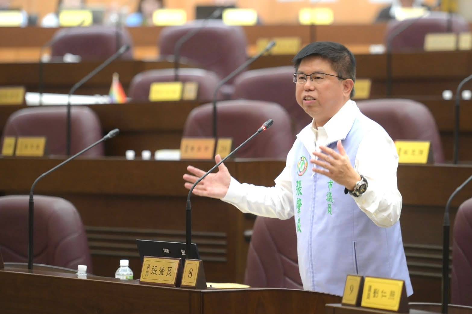 張肇良爭取拓寬桃園龍潭1路段 有望紓解交通壅塞 張肇良爭取拓寬桃園龍潭1路段 有望紓解交通壅塞