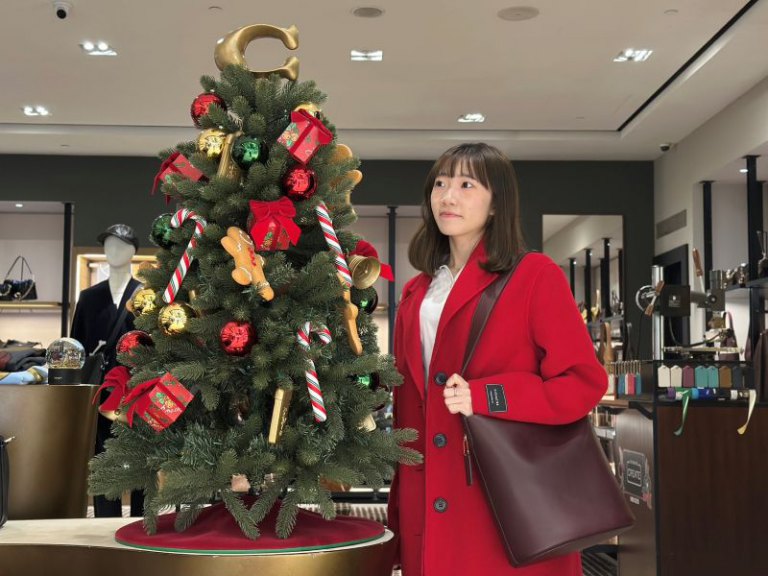 新竹大遠百巨型禮物盒陪你過聖誕