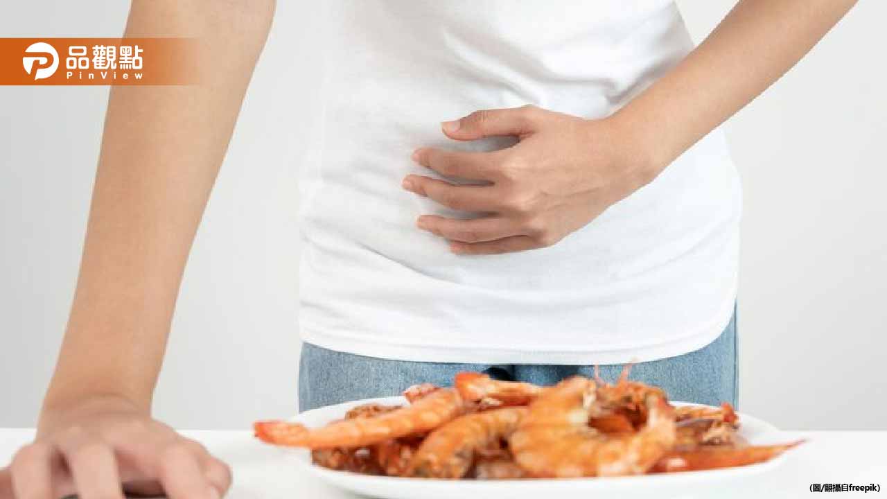 男吃東西狂嗆到!以為胃食道逆流 竟是肺癌3期 男吃東西狂嗆到!以為胃食道逆流 竟是肺癌3期