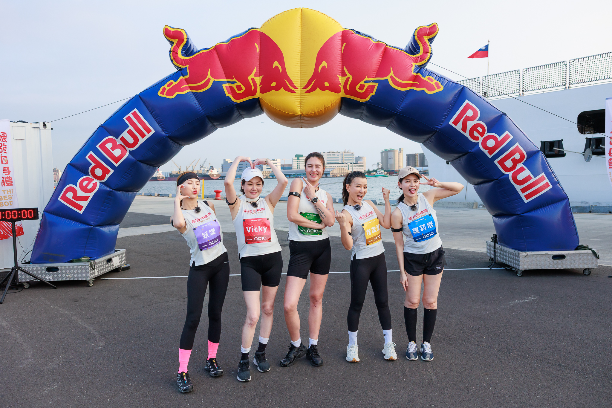 明星媽媽組火力全開  55 男單組展現實力體格