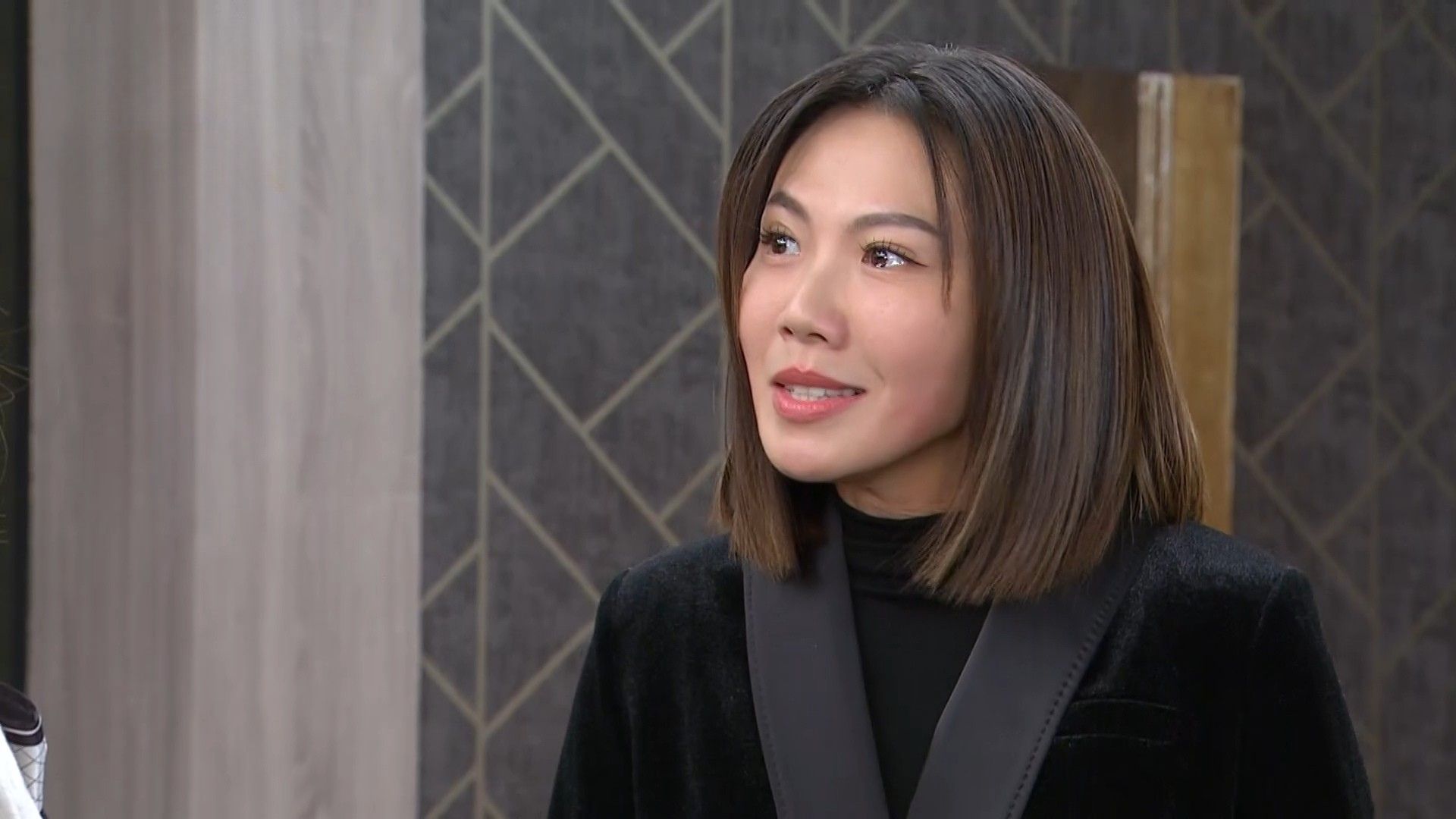 大牙(周宜霈)最強小三 持續灑狗血升溫 大牙(周宜霈)最強小三 持續灑狗血升溫