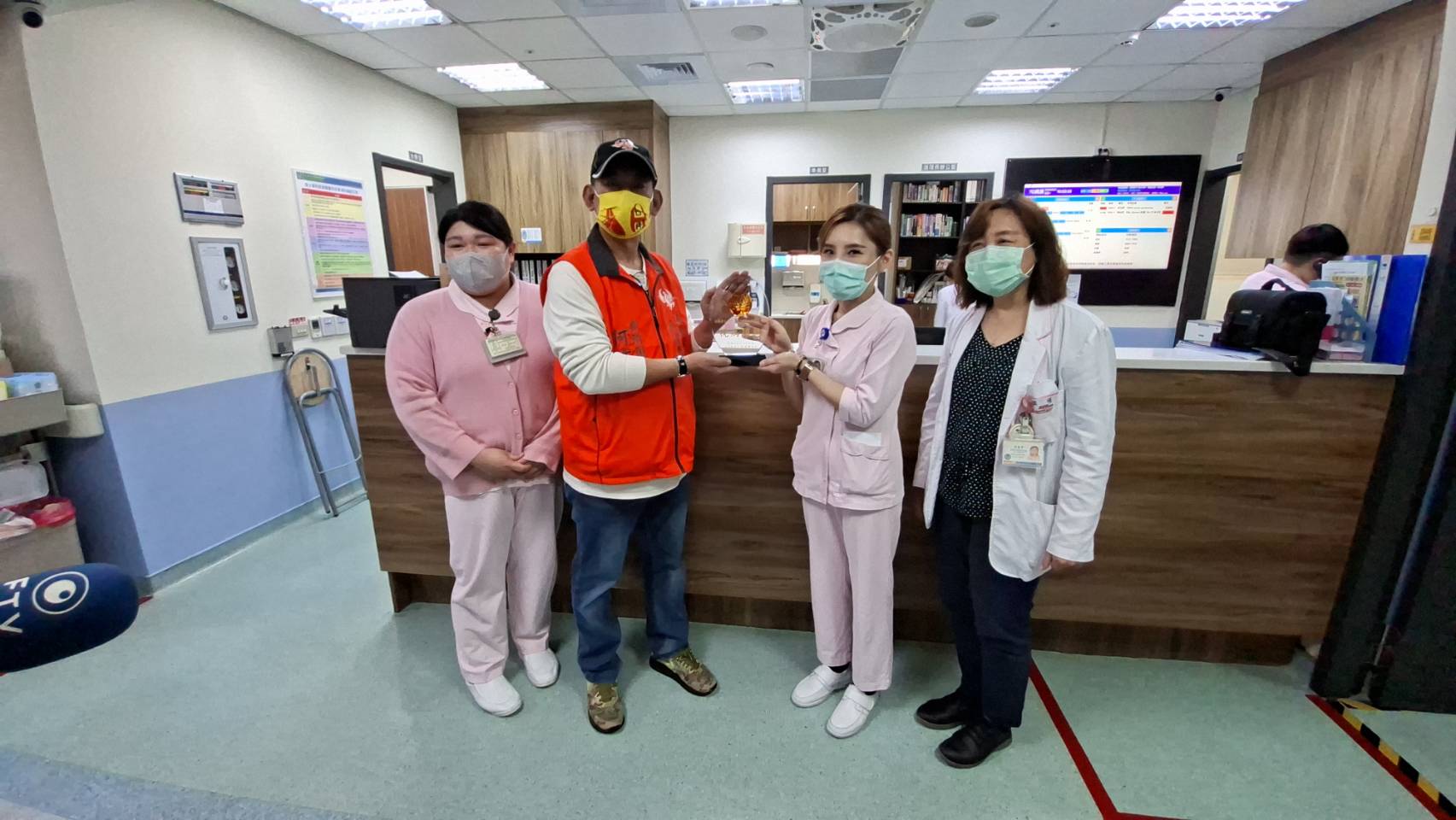 基隆義消顧問團長三進急診康復送暖致謝　醫師籲勿輕忽流感恐致重症