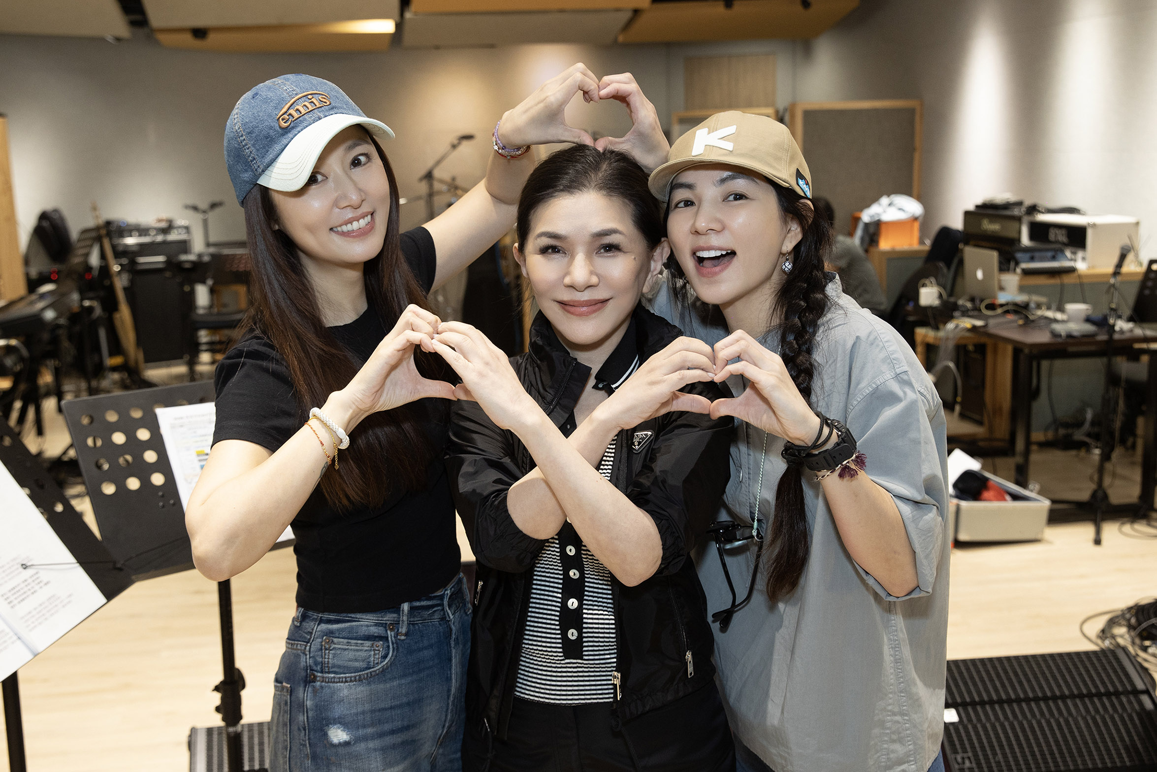 張清芳為長照募款 林心如被騙來講話 Ella陳嘉樺加碼〈來個蹦蹦〉