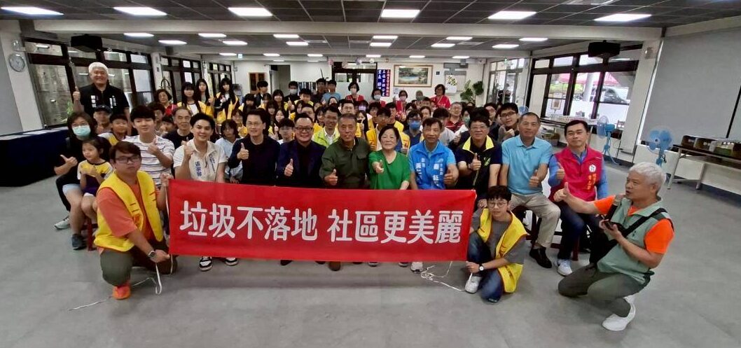 迎接世界地球日　二信高中攜手社區跨世代共學　走入金龍湖實踐環境教育