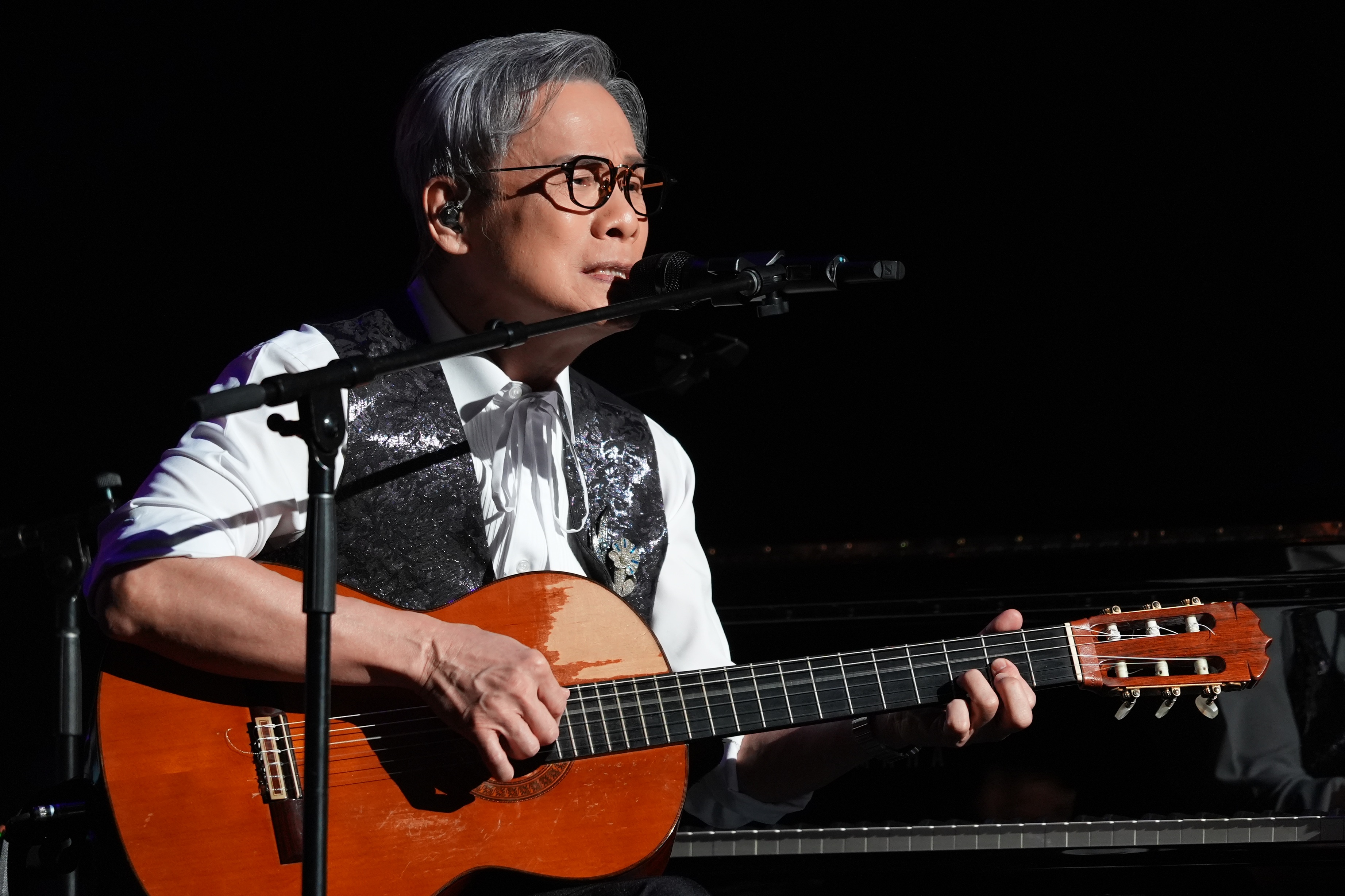 羅大佑攜春龍交響樂團首度插旗北流開唱 演繹時代經典「所以明天會更好」