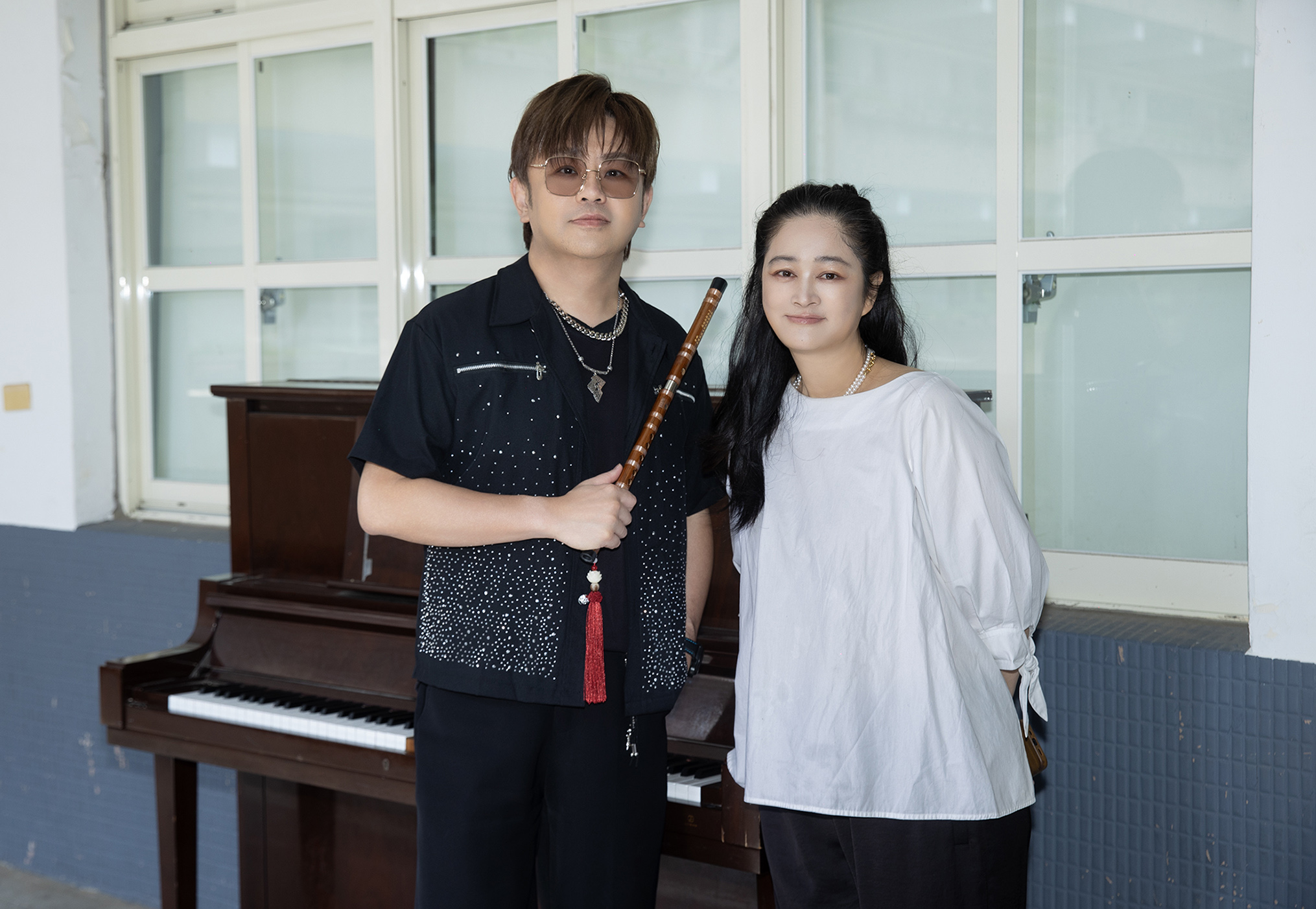 蘇震洋獲曹登昌與依拜維吉 華語樂壇「金曲夫妻檔」助攻京劇合聲 還秀中國笛聲演奏 蘇震洋獲曹登昌與依拜維吉 華語樂壇「金曲夫妻檔」助攻京劇合聲 還秀中國笛聲演奏