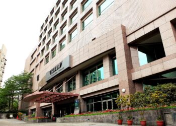 公視製作人集體連署 籲立院勿凍刪公視預算