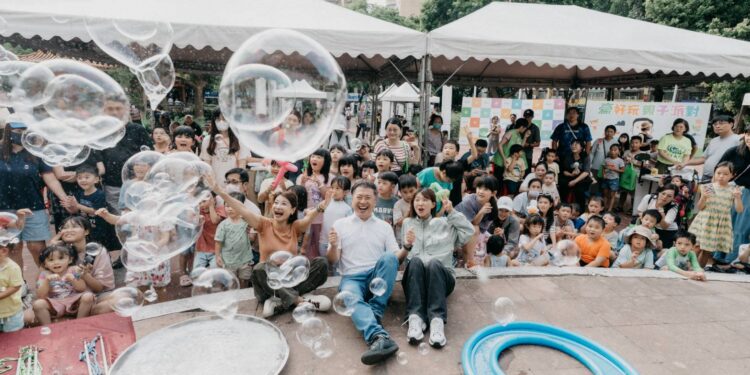 打造兒童友善城市 張志豪邀立委林楚茵、張雅琳組中央地方親子問政連線